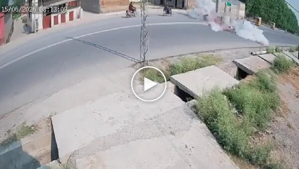 Крушение тренировочного самолета в Пакистане